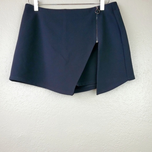 Edgy Sexy Zippered Split Open Front Skort Skirt M - Picture 2 of 8